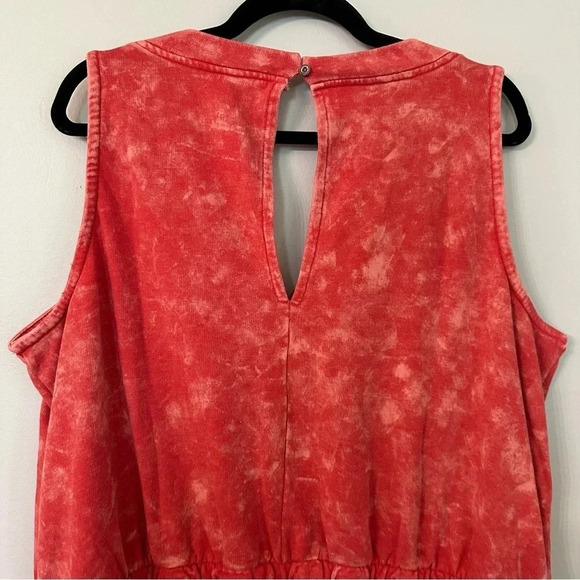 Livi Lane Bryant Jogger Sleeveless Jumpsuit Pink Coral Acid Wash Size 22/24 NWT - Picture 9 of 10